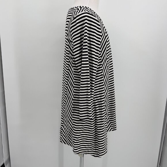 Chico’s Size 2 Black White Striped Tunic Top Women’s 3/4 Sleeve Stretch Knit Top - Picture 3 of 5